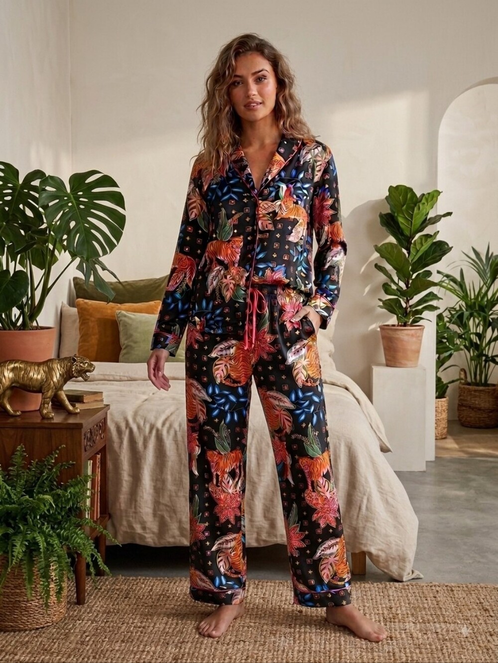 Room Service Tiger Floral Tropical Pajama Set Size S Long Sleeve Sleepwear